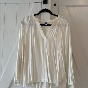 Old Navy Ivory Long Sleeve Blouse - Small